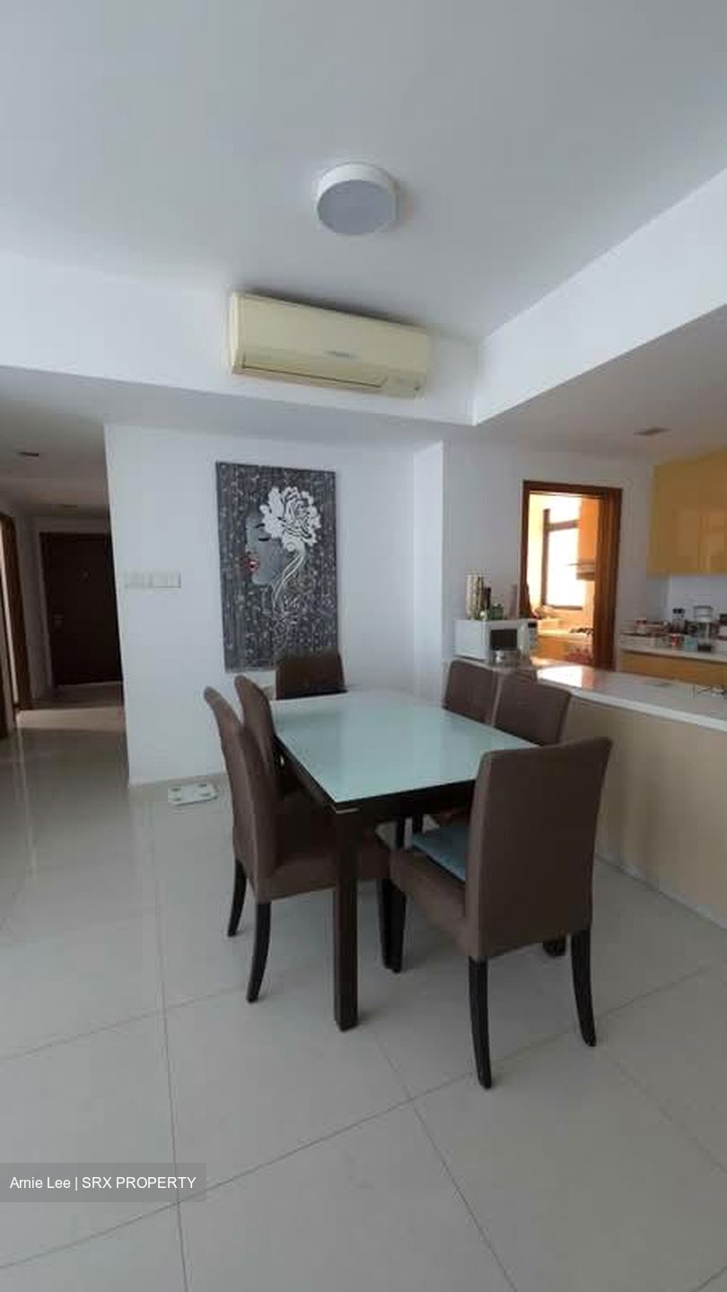 City Square Residences (D8), Condominium #551821801